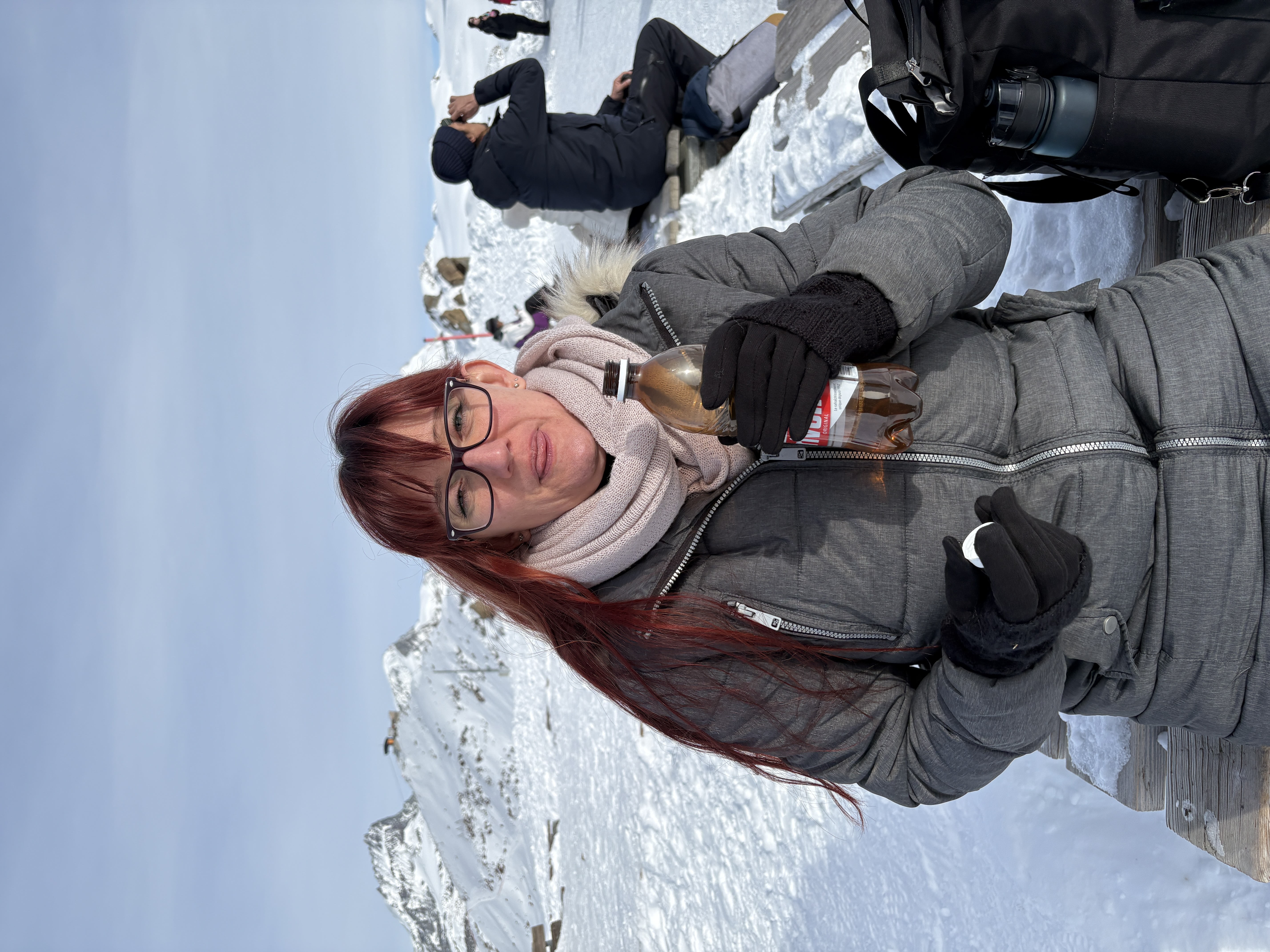 Mami in den Bergen